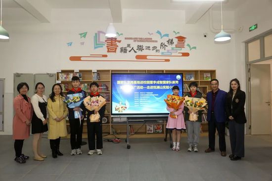 国产农村寡妇高潮的毛片