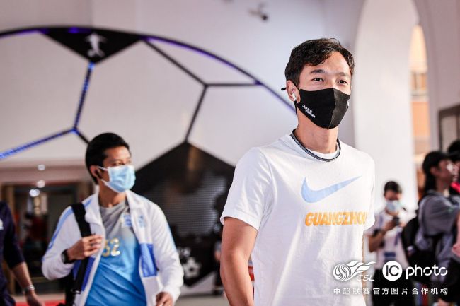 被哄骗的直男小说